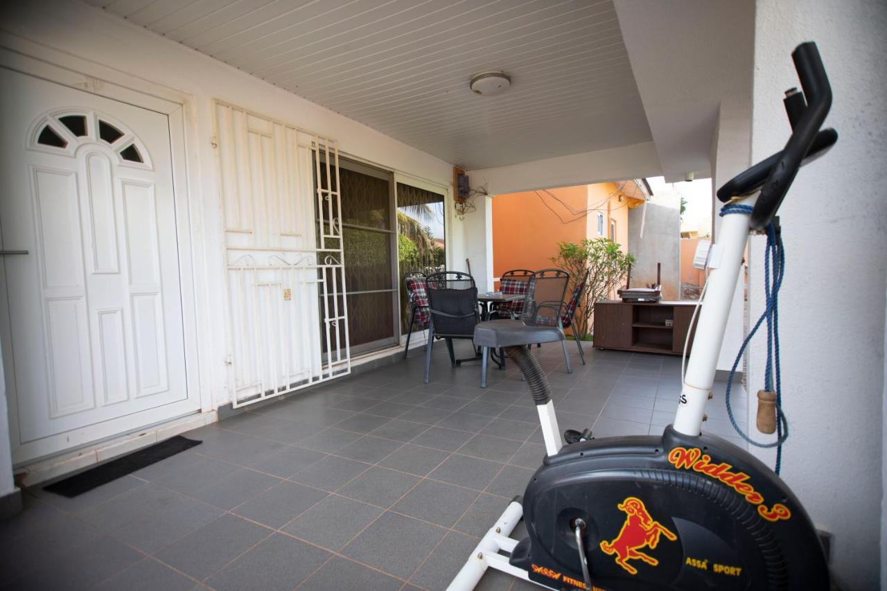 Marysin Guest House อักกรา ภายนอก รูปภาพ
