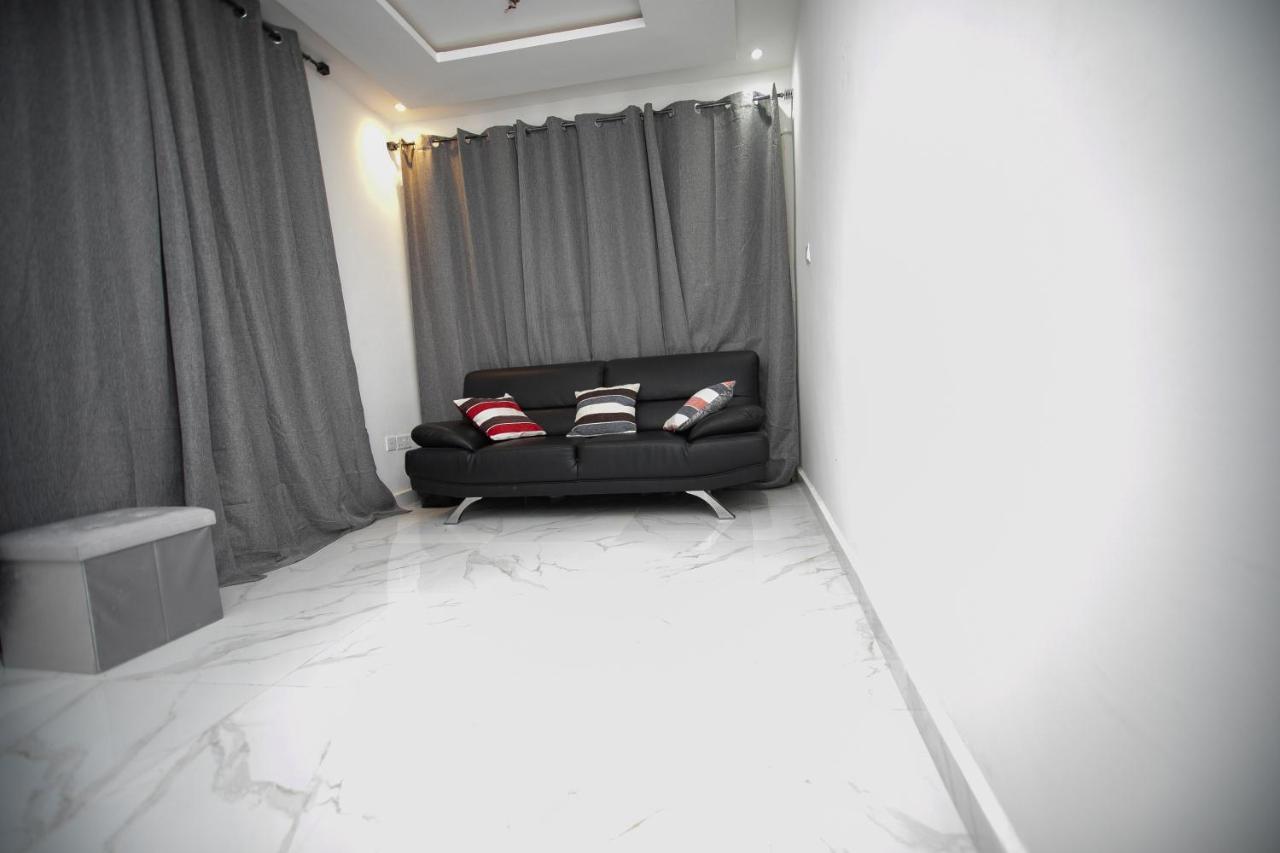 Marysin Guest House อักกรา ภายนอก รูปภาพ